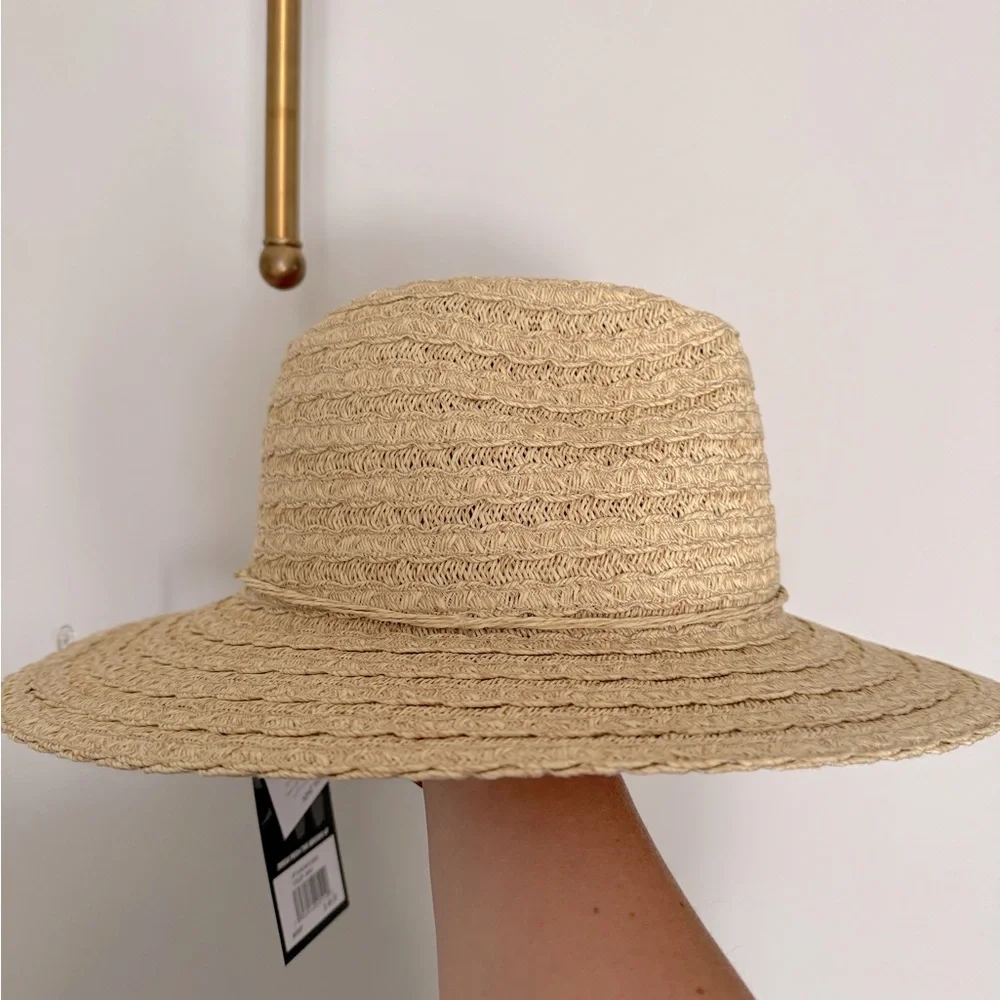 COPY - NWT Nine West straw hat. Womens. One size.